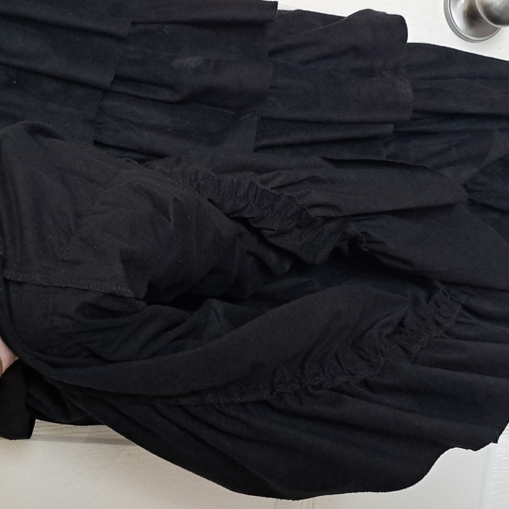 TIER Velvet Skirt - Picture 8 of 10